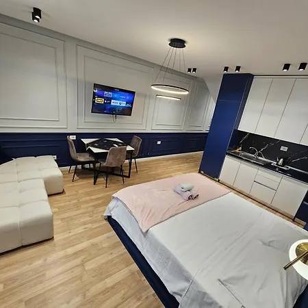 Apartment Square 21 Stylish *