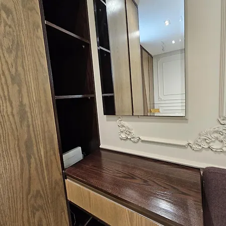 Square 21 Stylish Apartment Tirana