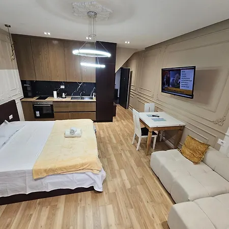 Square 21 Stylish Apartment